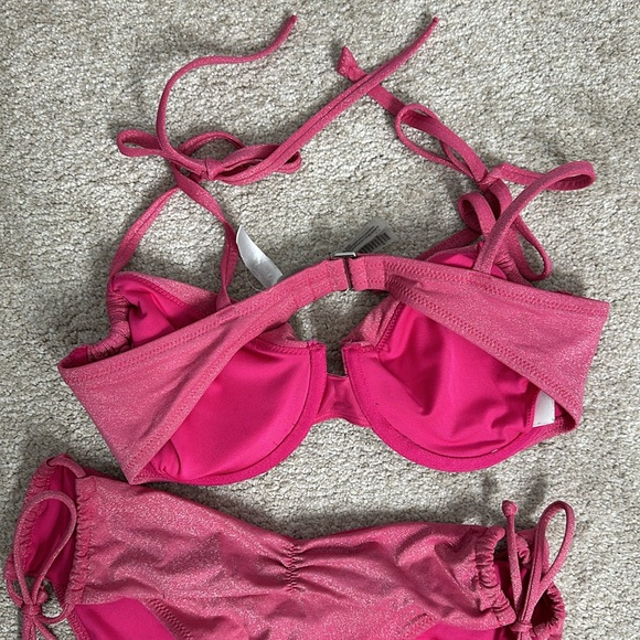 VS swim bikini top and bottom - Picture 3 of 4